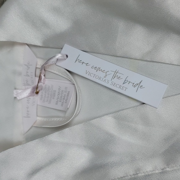 NWT VICTORIA'S SECRET "I DO" KIMONO Robe Size XS/S - Picture 6 of 9